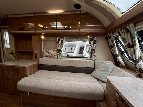 Swift Challenger 480 AL 15