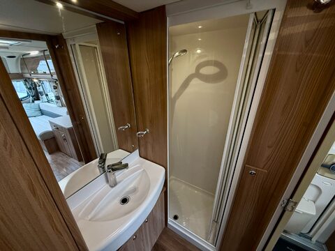 Swift Challenger 480 AL 25