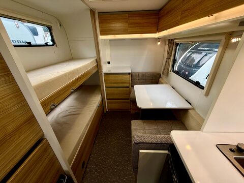 Adria Altea 542 DK Severn  20