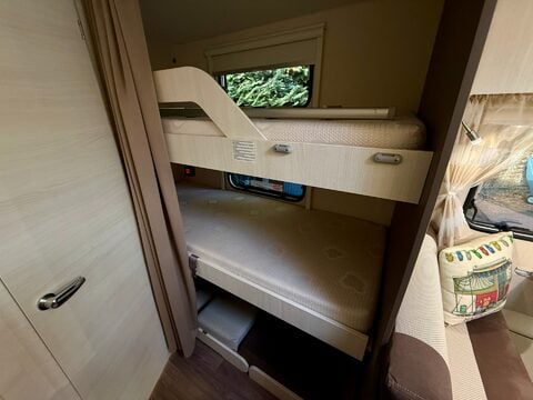 Caravelair Antares 496  18