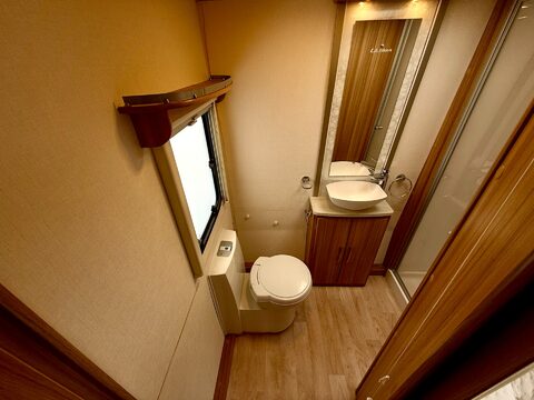 Lunar Ultima 544  27