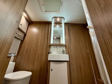 Coachman Laser 650 30