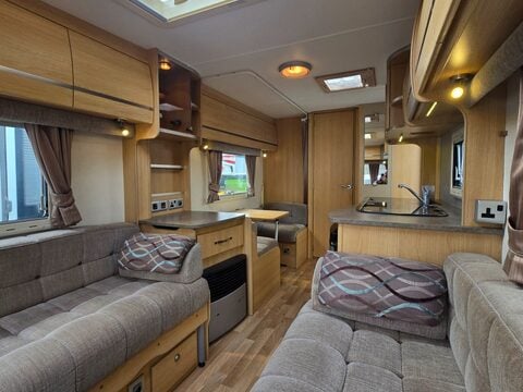 Coachman Pastiche 520/4 10