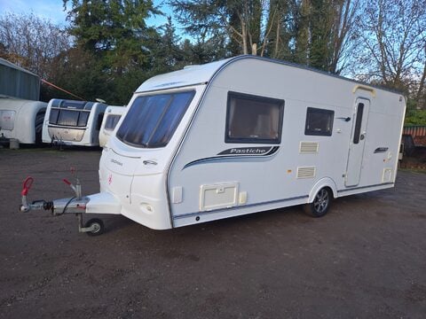 Coachman Pastiche 520/4 8