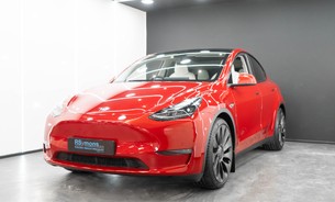 Tesla Model Y Performance, Full Self Driving, Black interior, Pano Roof, Track Mode 3