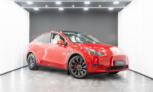 Tesla Model Y Performance, Full Self Driving, Black interior, Pano Roof, Track Mode 1