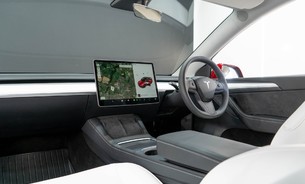 Tesla Model Y Performance, Full Self Driving, Black interior, Pano Roof, Track Mode 2