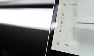 Tesla Model Y Performance, Full Self Driving, Black interior, Pano Roof, Track Mode 23