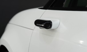 Honda Honda E Advance Sky Roof Pearl White wrap (can be removed) 360 Camera 17'' Alloys  10