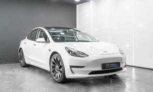 Tesla Model 3 Performance, Black Interior, Panoramic Roof, Heated Seats, Track Mode 3