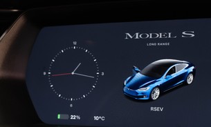 Tesla Model S Long Range Enhanced Autopilot High Fidelity Pano Roof, Sub Zero Air Susp 14