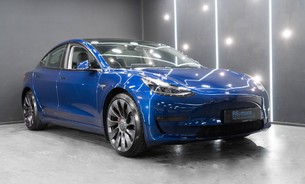 Tesla Model 3 Performance Black Interior Panoramic Roof Heated Seats and Steering Wheel 5