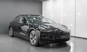 Tesla Model 3 Long Range, One Owner, Heat Pump, Pano Roof, Black Interior, VAT Qualifying 5
