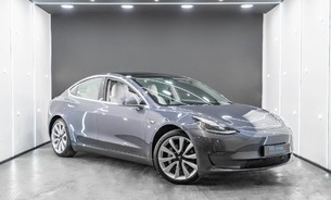 Tesla Model 3 Long Range, FULL SELF DRIVING, White Interior, 19'' Sport Wheels, Pano Roof 1