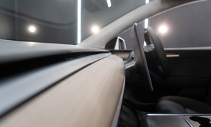Tesla Model Y Standard Range LFP Battery Heated Seats & Steering Wheel VAT Qualifying 8
