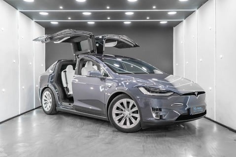 Tesla Model X Long Range Full Self Driving Tow Bar White Interior Sub Zero Hi Fidelity  