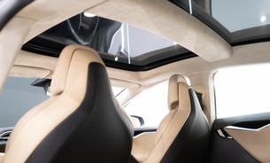 Tesla Model S 75, MCU2 Upgrade CCS Upgrade Vented Cooled Front Seats Panoramic Sunroof  9
