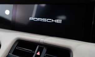Porsche Taycan 4 Cross Turismo Massage Seats InnoDrive Rear Axle Steering  4+1 Seats 15