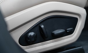 Porsche Taycan 4 Cross Turismo Massage Seats InnoDrive Rear Axle Steering  4+1 Seats 25