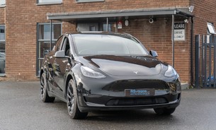 Tesla Model Y Long Range Acceleration Boost Parking Sensors 20" Induction Alloy Wheels  3