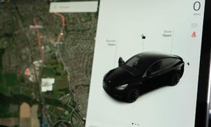 Tesla Model Y Long Range Acceleration Boost Parking Sensors 20" Induction Alloy Wheels  7