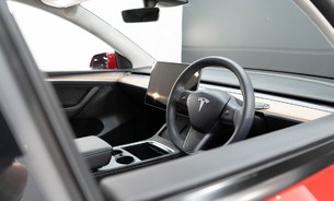 Tesla Model Y Long Range Enhanced Autopilot 20" Induction Alloy Wheels Parking Sensors 10