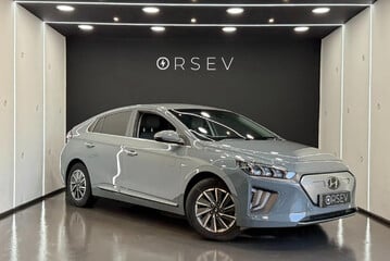 Hyundai IONIQ Premium SE Adaptive Cruise Apple CarPlay Rev Camera Full Service History