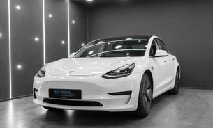 Tesla Model 3 Long Range, Heat Pump, Heated Steering Wheel, Pano Roof,  Black Interior 3