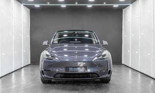 Tesla Model Y Long Range 20" Induction Alloys Pano Roof Black Interior Parking Sensors 4