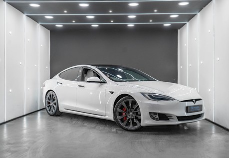 Tesla Model S Performance, White interior, Full Self Driving, 21" Twin Turbine Alloys