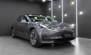 Tesla Model 3 Long Range, Enhanced Autopilot, Auto Lane Change, Navigate on Autopilot 3