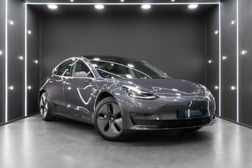 Tesla Model 3 Long Range, Enhanced Autopilot, Auto Lane Change, Navigate on Autopilot