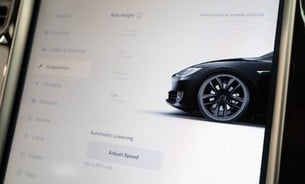 Tesla Model S P100D, Enhanced Autopilot, White Interior, 21" Arachnid Forged Alloy Wheels 19