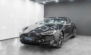Tesla Model S P100D, Enhanced Autopilot, White Interior, 21" Arachnid Forged Alloy Wheels 3