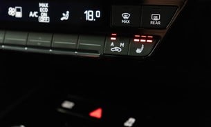 Audi Q4 40 Edition 1 One Owner Adaptive Matrix LEDs Pano Sunroof Heads Up SONOS 28