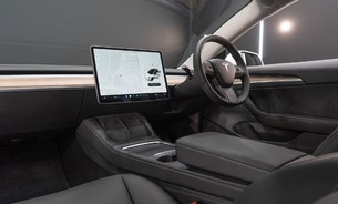 Tesla Model 3 Long Range, Larger 79kWh Battery, Heated Steering Wheel & Seats Pano Roof 2