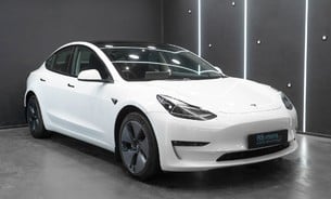 Tesla Model 3 Long Range, Larger 79kWh Battery, Heated Steering Wheel & Seats Pano Roof 3