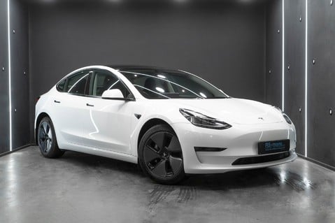 Tesla Model 3 Long Range, Larger 79kWh Battery, Heated Steering Wheel & Seats Pano Roof 