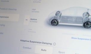 Tesla Model S Performance Ludicrous +, Sub Zero, Hi Fidelity, Adaptive Air Suspension  17
