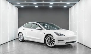 Tesla Model 3 Long Range, Enhanced Autopilot, Heat Pump, Heated Steering Wheel< Pano Roof 1