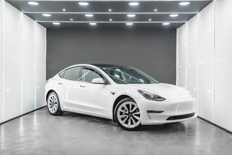 Tesla Model 3 Long Range, Enhanced Autopilot, Heat Pump, Heated Steering Wheel< Pano Roof 