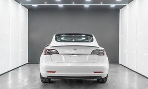 Tesla Model 3 Long Range, Enhanced Autopilot, Heat Pump, Heated Steering Wheel< Pano Roof 6