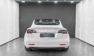 Tesla Model 3 Long Range, One Owner, Heat Pump, Heated Steering Wheel, VAT Qualifying 6