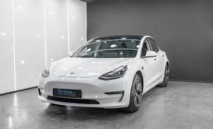 Tesla Model 3 Long Range, One Owner, Heat Pump, Heated Steering Wheel, VAT Qualifying 5