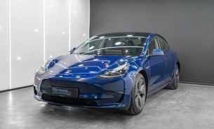 Tesla Model 3 Long Range, Enhanced Autopilot, Heat Pump, Heated Steering Wheel, Pano Roof 5
