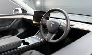 Tesla Model Y Long Range, 20" Induction Wheels, One Owner, Panoramic Roof, Heat Pump 12