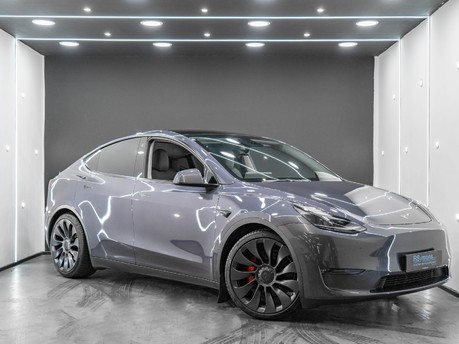 Tesla Model Y Performance, Black Interior, Panoramic Roof, Heated Seats, Track Mode