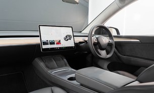 Tesla Model Y Performance, Black Interior, Panoramic Roof, Heated Seats, Track Mode 2