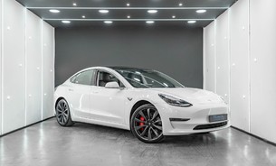 Tesla Model 3 Performance, Black Interior, Panoramic Roof, Heated Seats, Track Mode 1