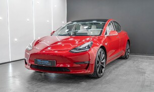 Tesla Model 3 Performance, Multi Coat Red, White interior, Panoramic Roof,  Track Mode 3